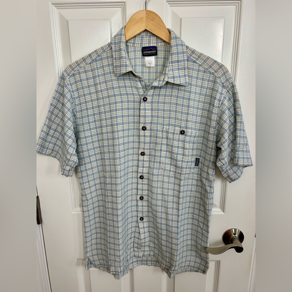Patagonia Organic Cotton Men's Light Blue Plaid Check Short Sleeve Button Shirt